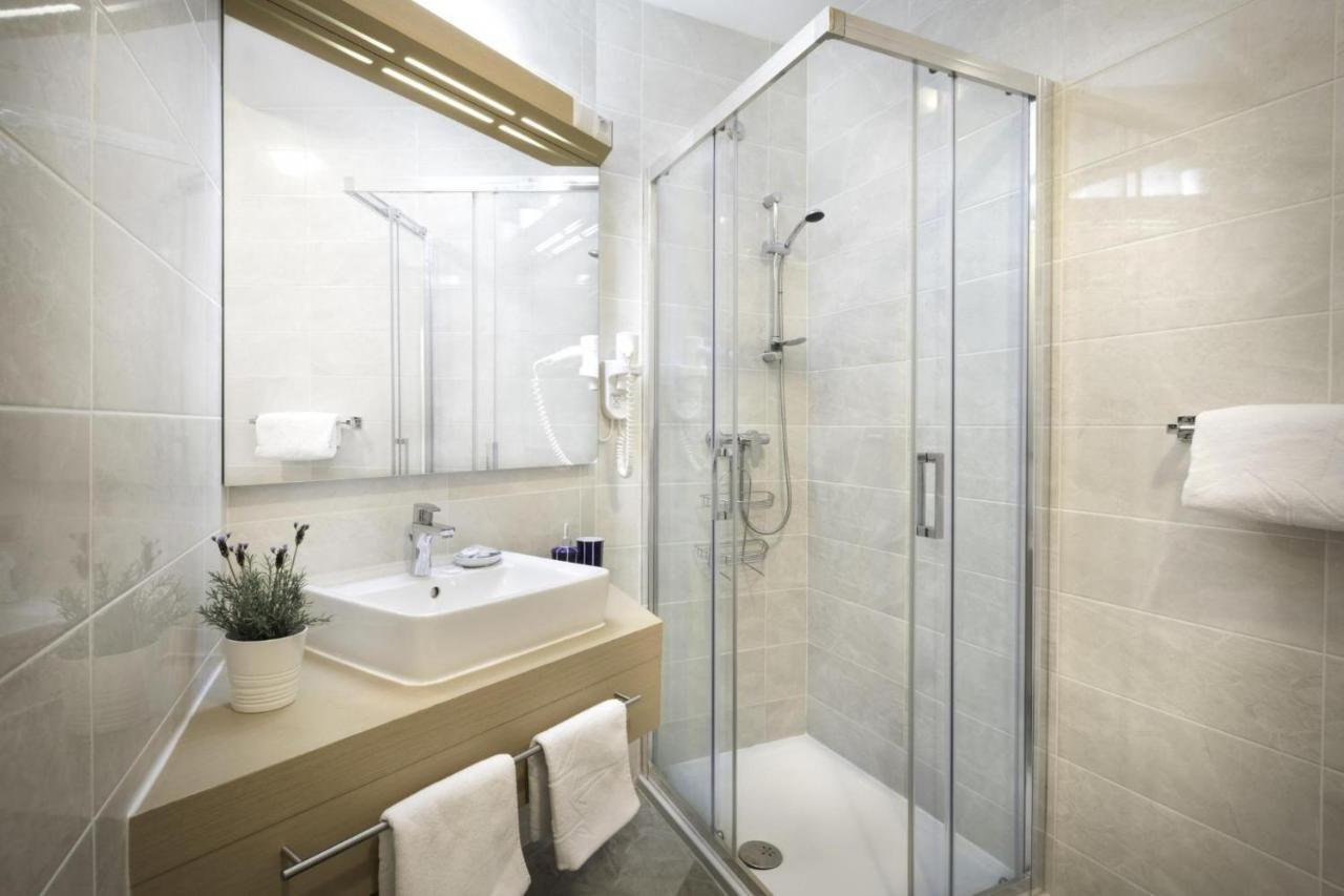 Apartment Aci Marina Cres Luaran gambar