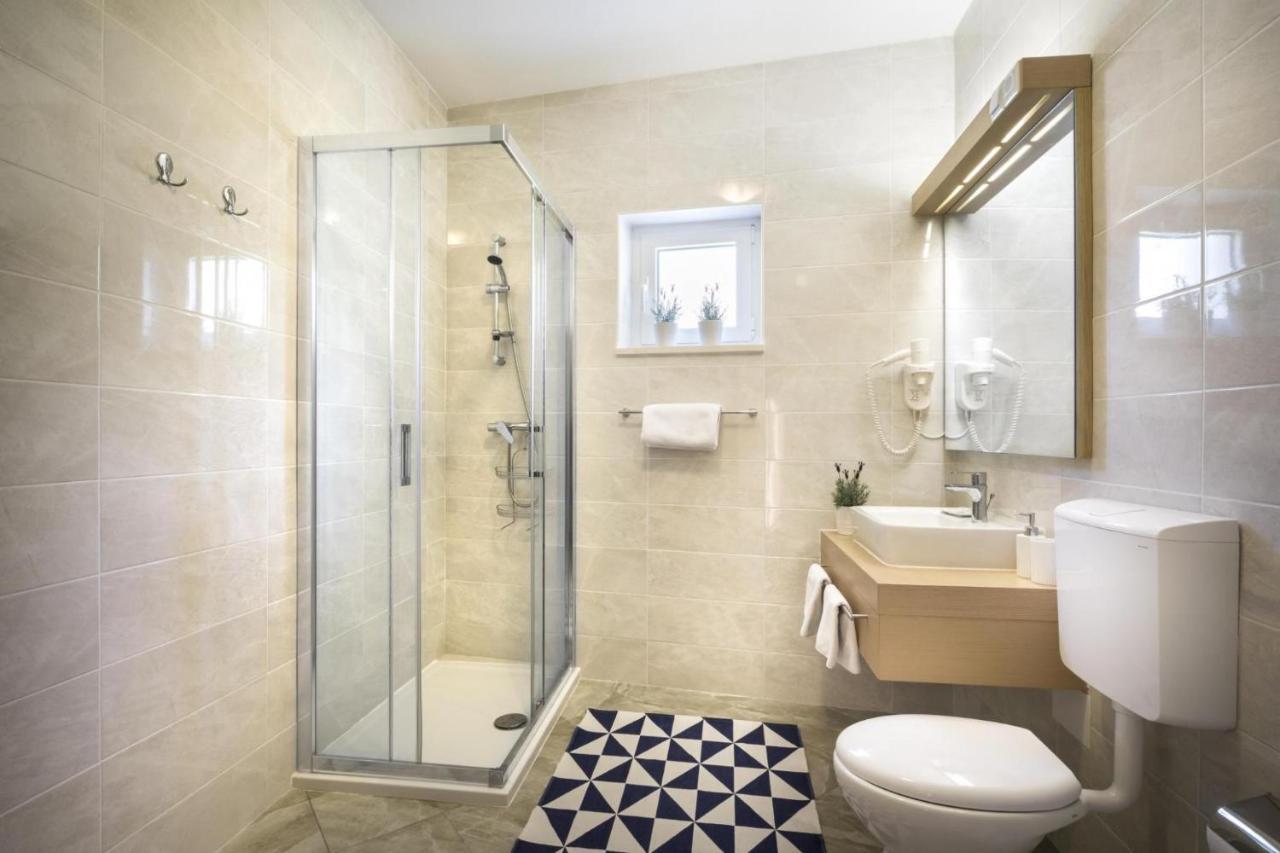 Apartment Aci Marina Cres Luaran gambar
